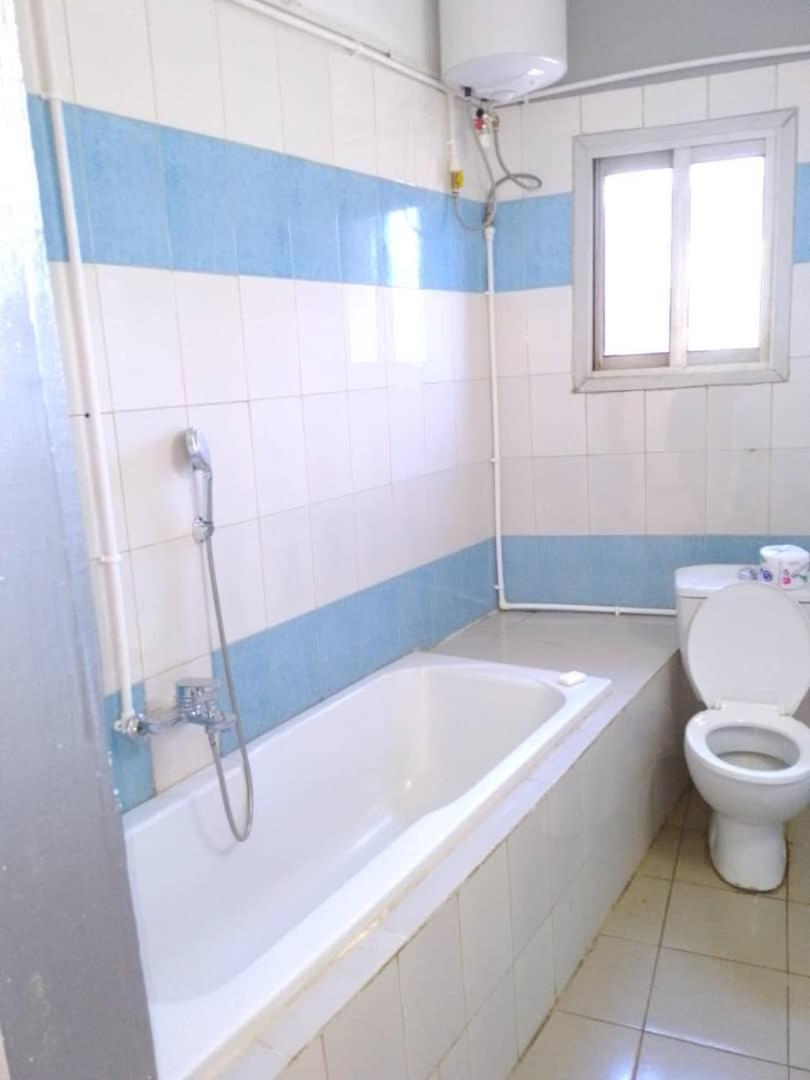 Appart meublé le Dakota Yaoundé Esterno foto