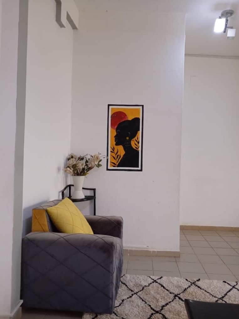 Appart meublé le Dakota Yaoundé Esterno foto